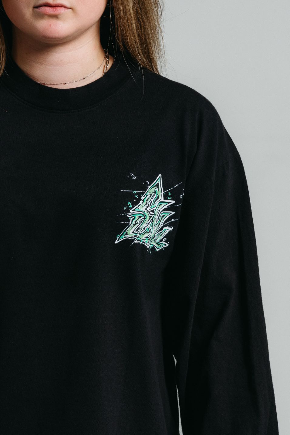 Hat And Sandals Long Sleeve - Black